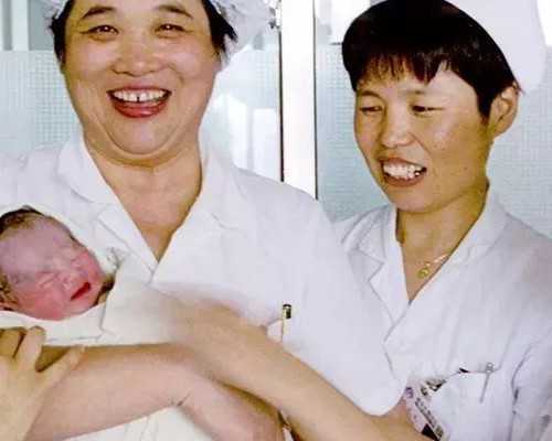 亲属关系移民澳大利亚{澳大利亚拒签率持续上涨，到底是怎么一回事}